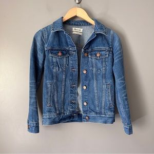 LAST CALL - Madewell denim classic jean jacket